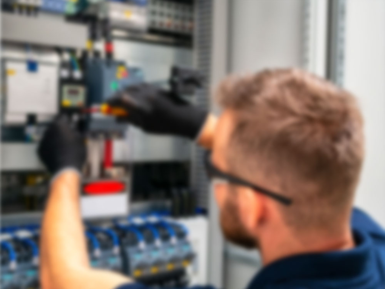 Nieder&shy;spannungs&shy;anlagen bei Elektrotechnik Fleischmann GmbH & Co. KG in Zeil am Main
